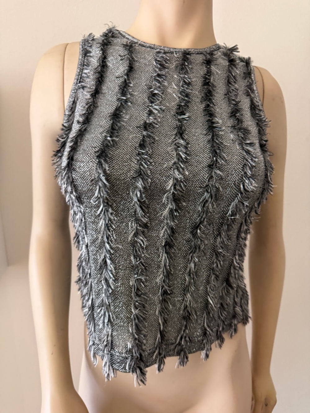 90’s shaggy Sleeveless Textured Fringe Knit Tank Top - Gray